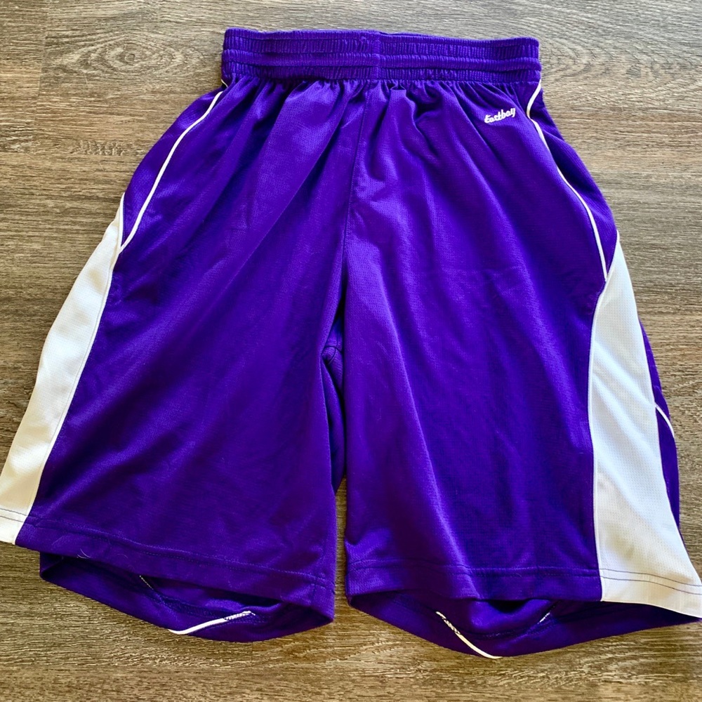 Street style purple basketball shorts